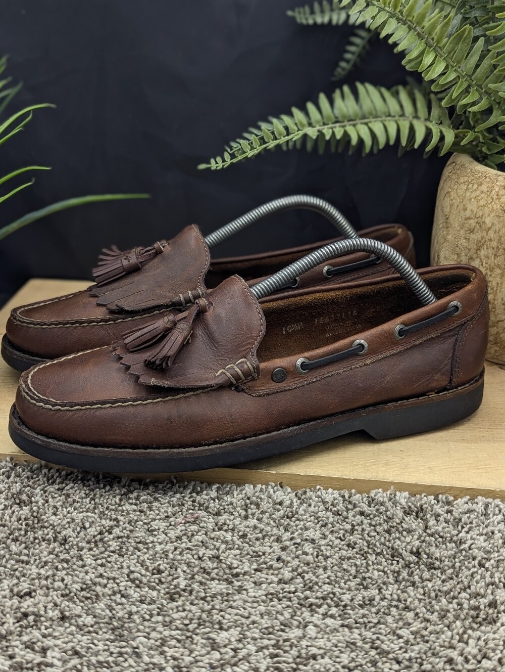 G. H. Bass Mens Size 10.5M Brown Leather Kiltie Tassle Loafers Casual Work Shoes